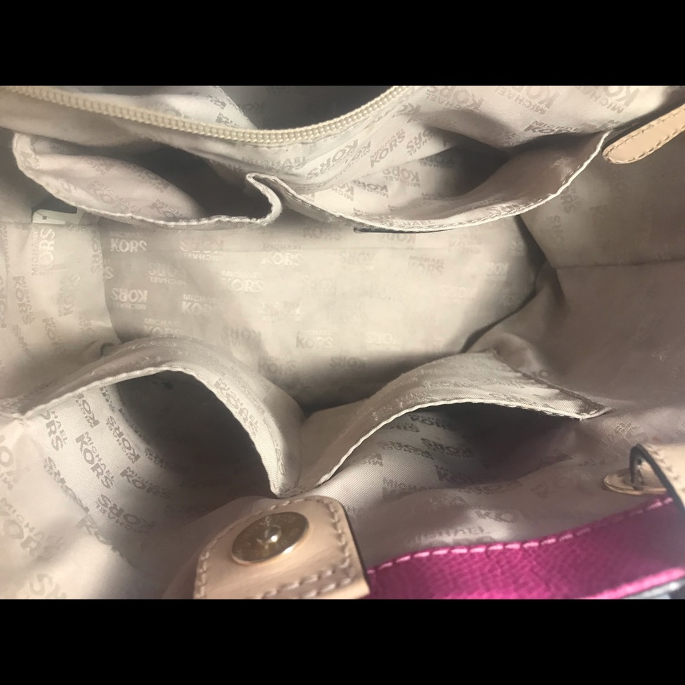 Beautiful raspberry tote! - Picture 8 of 13